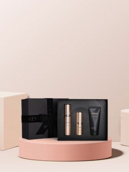 SKEYNDOR CHRISTMAS KIT 2025...